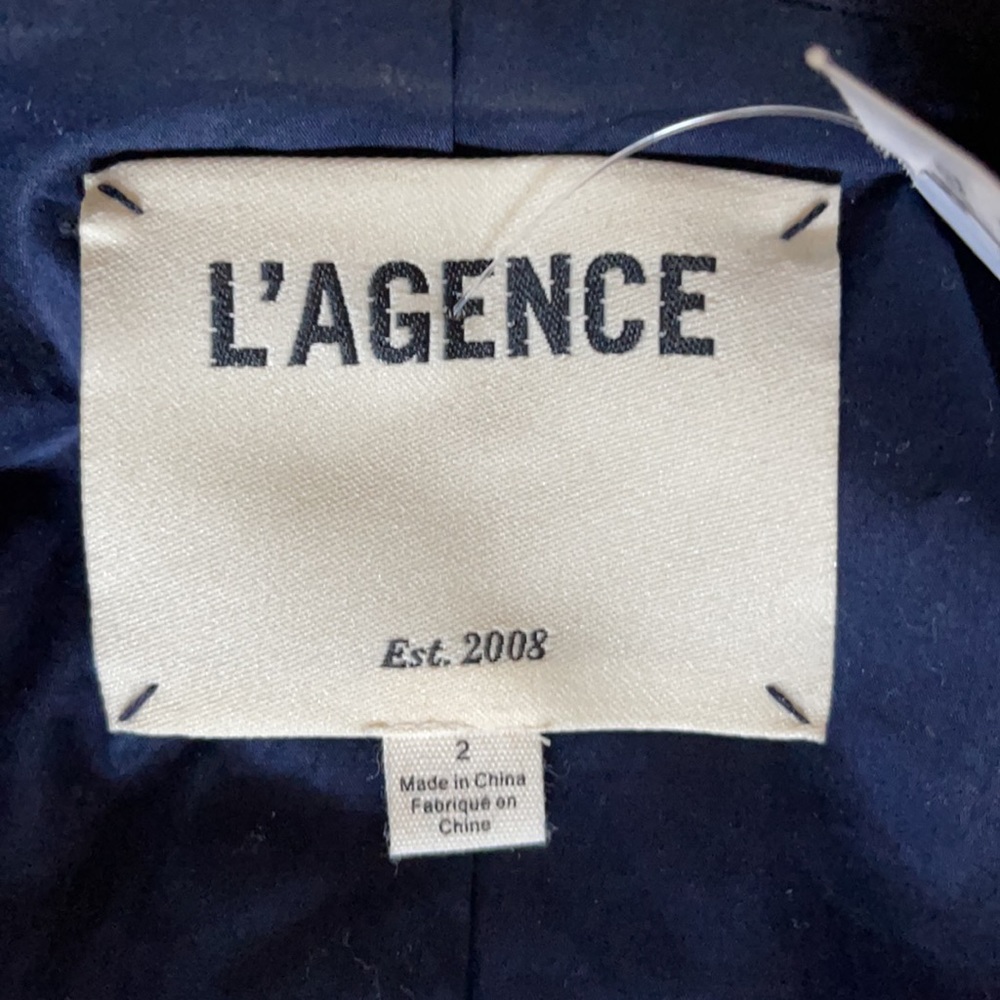 L’AGENCE - Picture 6 of 9